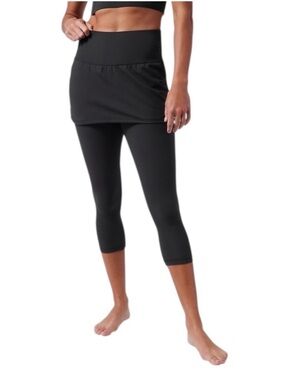 NWT Athleta Elation 2 in 1 Capri Black Skirted Capri Leggings Size M